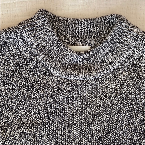 H&M Black Mock Collar Sweater - Picture 5 of 8